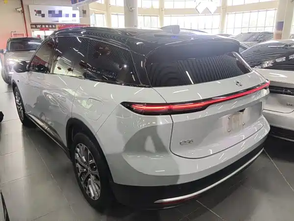 NIO ES6 2024