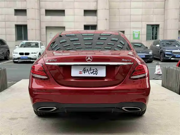 Mercedes-Benz E-Class 2017