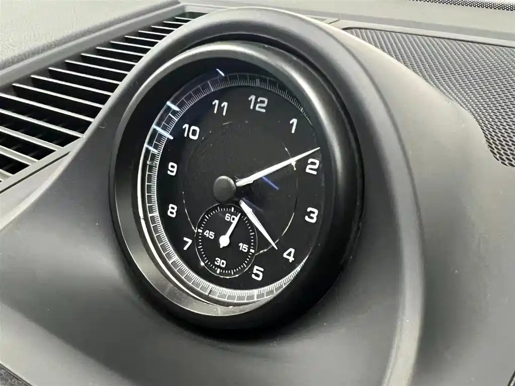 Porsche Macan 2024 — фото 15