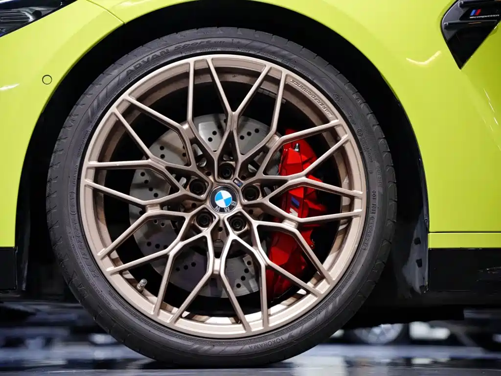 BMW M4 2021 — фото 2
