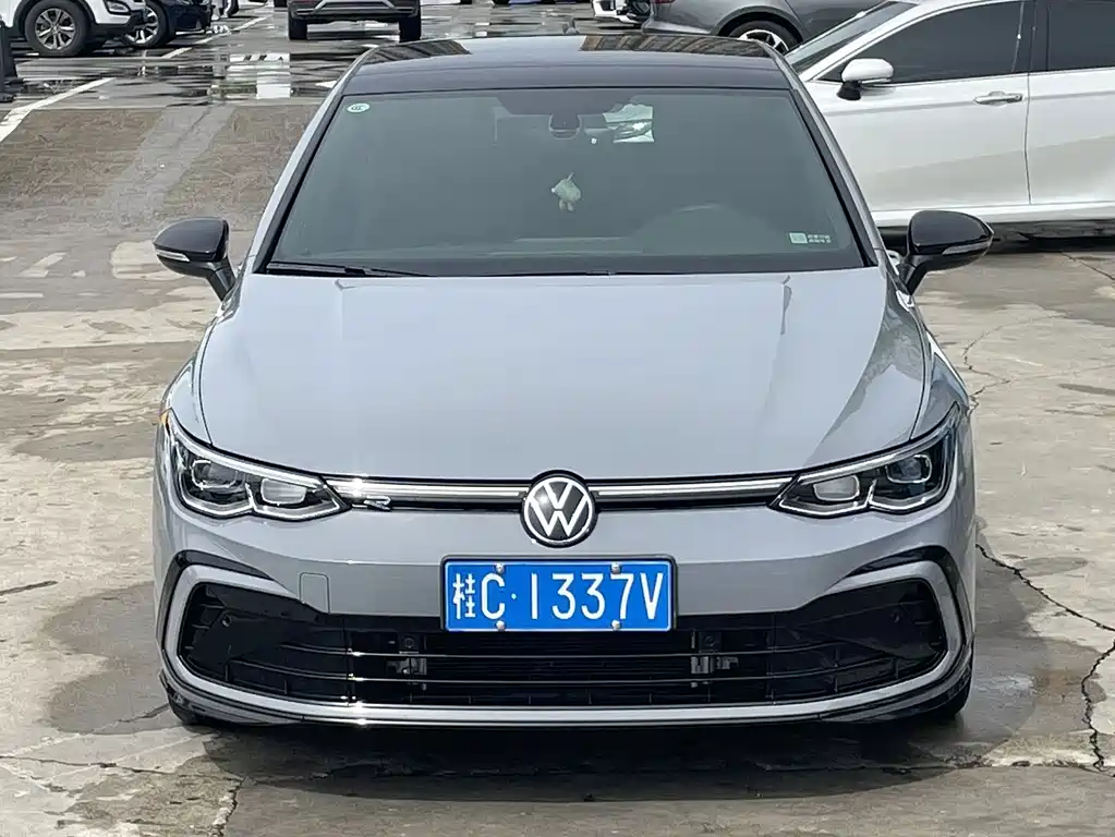 Volkswagen Golf 2023