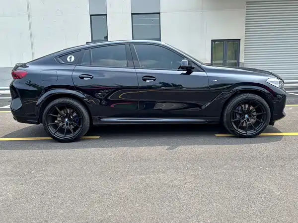 BMW X6 2023