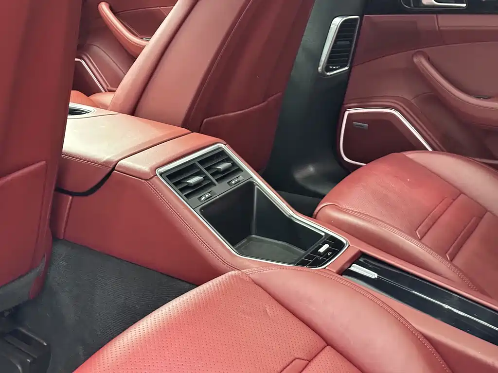 Porsche Panamera 2019 — фото 17