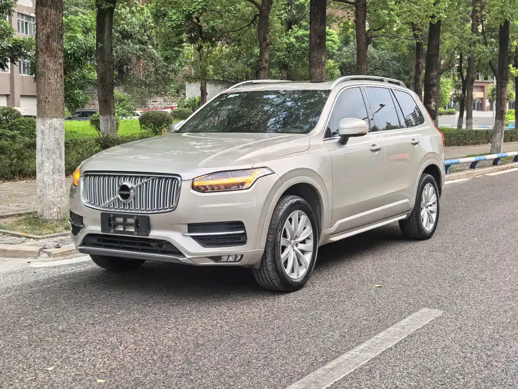 Volvo XC90 2017