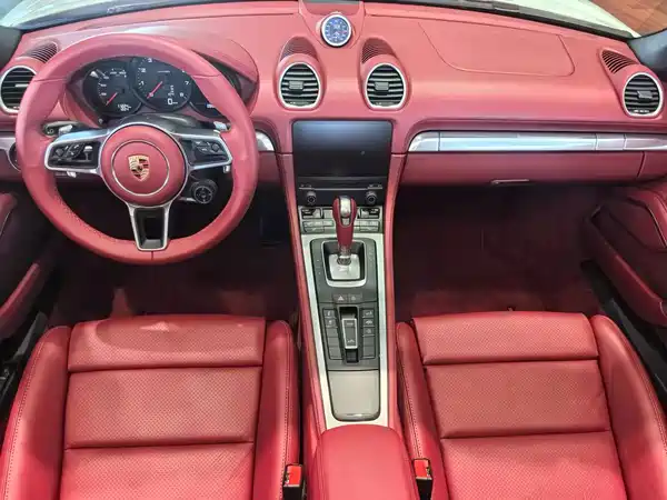 Porsche 718 2024