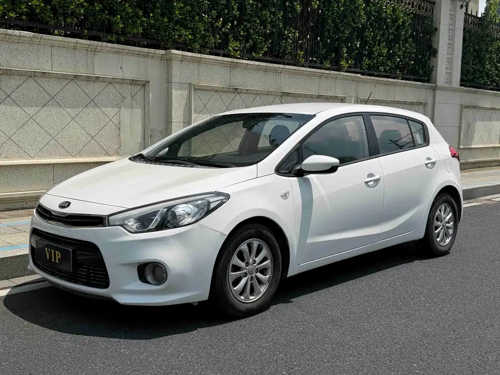 Kia K3S 2015