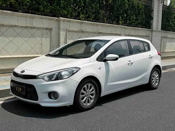 Kia K3S 2015