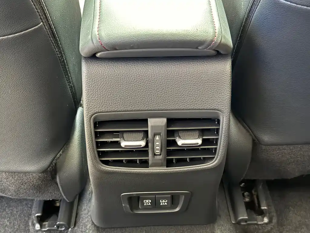 Toyota Corolla 2022 — фото 20