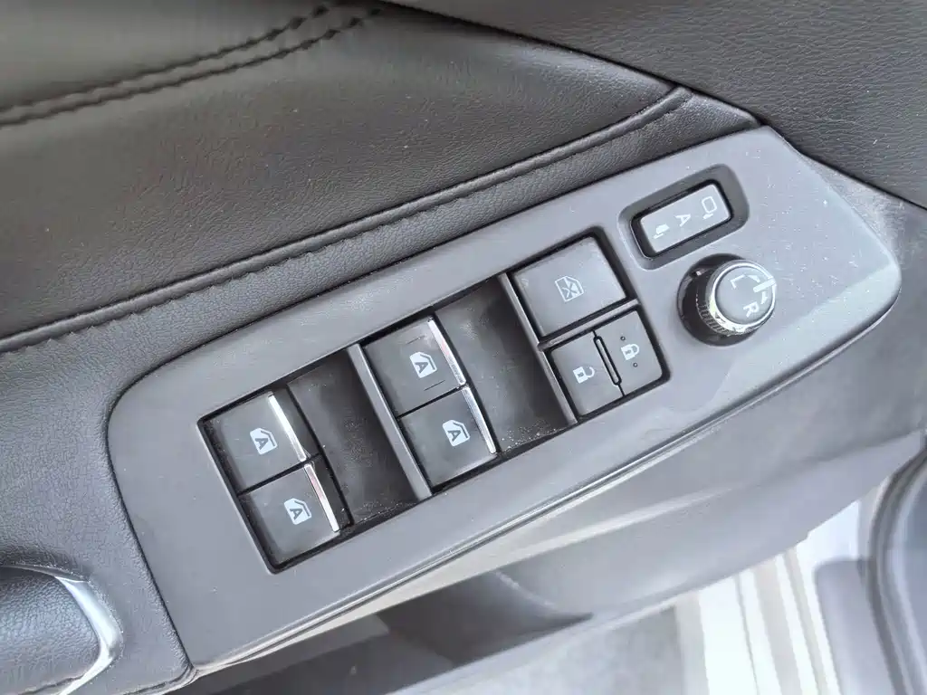 Toyota Avalon 2021 — фото 19