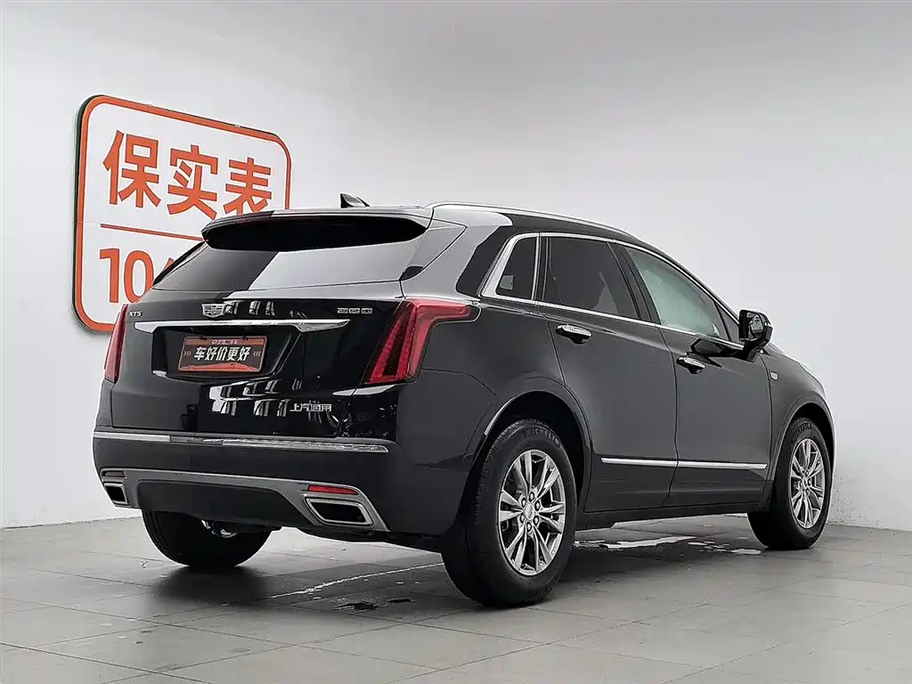 Cadillac XT5 2020 — фото 2