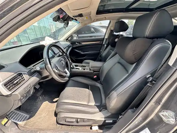 Honda Accord 2023