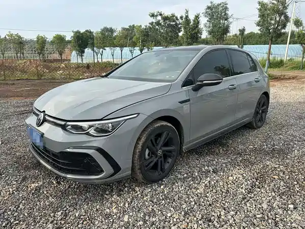 Volkswagen Golf 2023