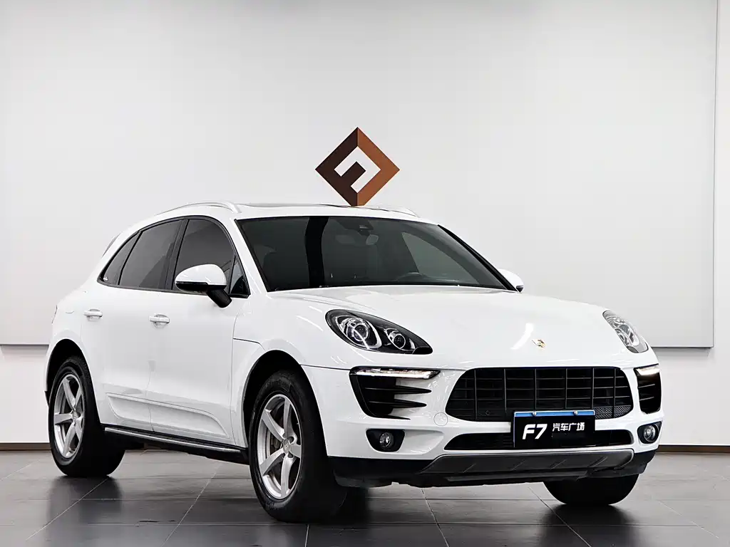 Porsche Macan 2017 — фото 3