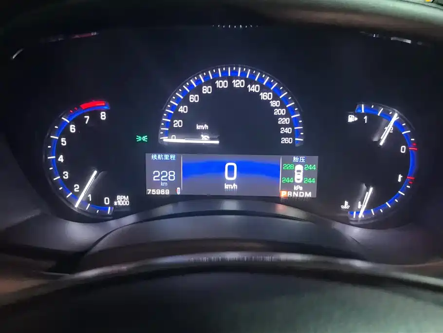 Cadillac ATS-L 2015 — фото 14