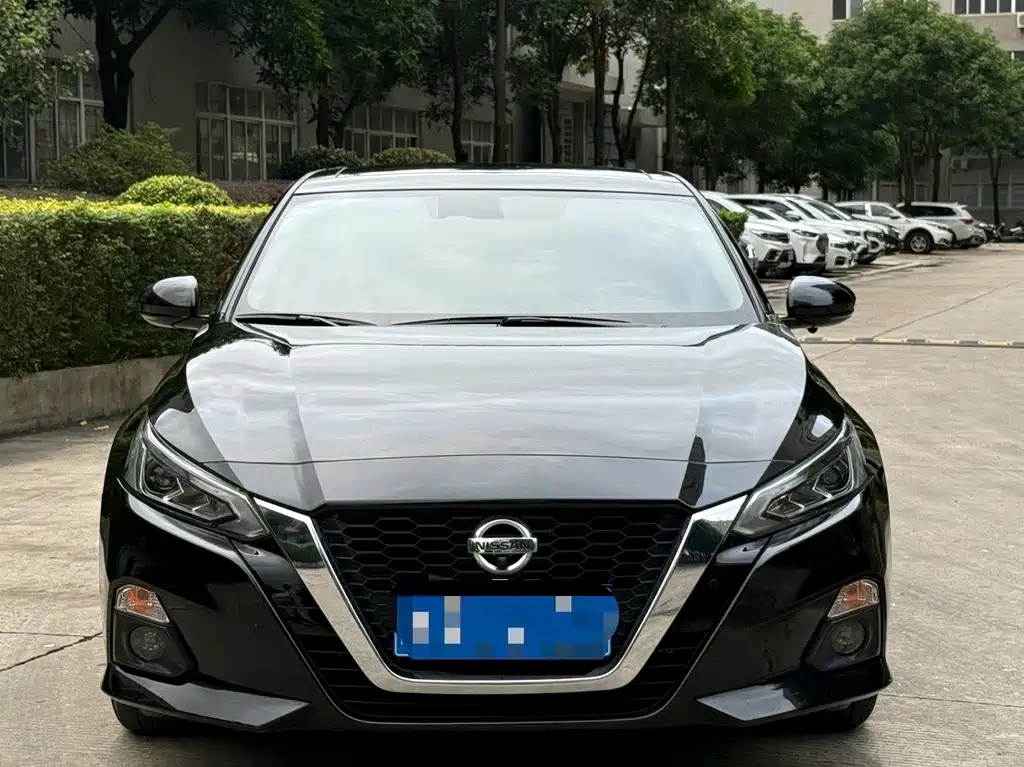 Nissan Teana 2021 — фото 1