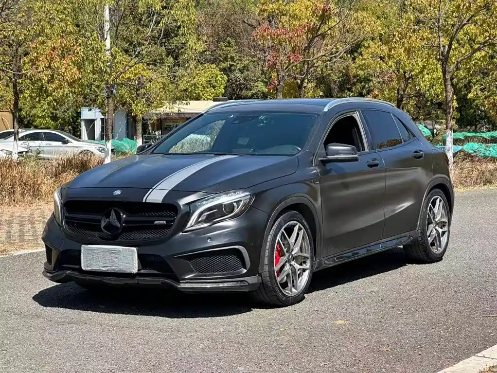 Mercedes-Benz GLA AMG 2015