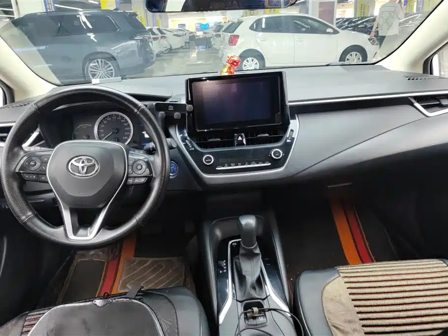 Toyota Corolla 2022 — фото 12