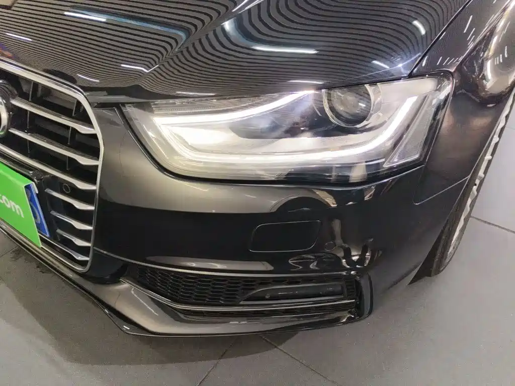 Audi A4L 2016 — фото 15