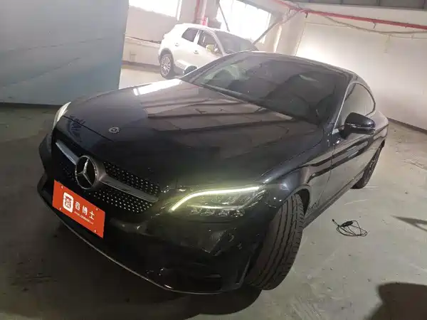Mercedes-Benz C-Class 2021