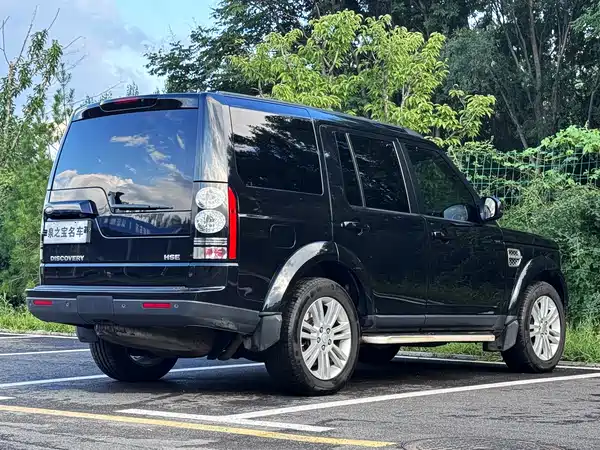 Land Rover Discovery 2014