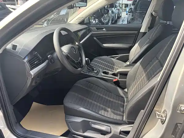 Volkswagen Lavida 2021