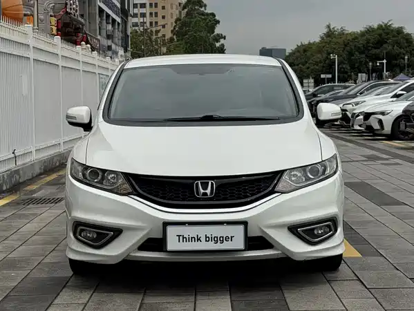 Honda Jade 2016