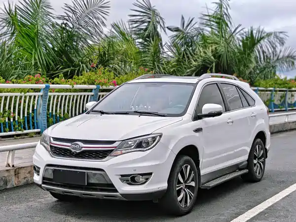 BYD S7 2019