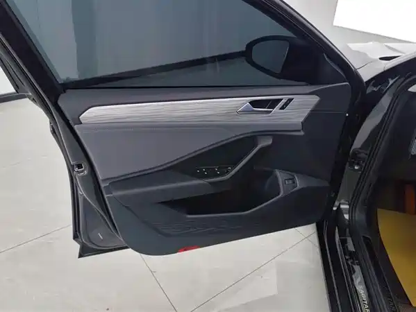 Volkswagen Sagitar 2026