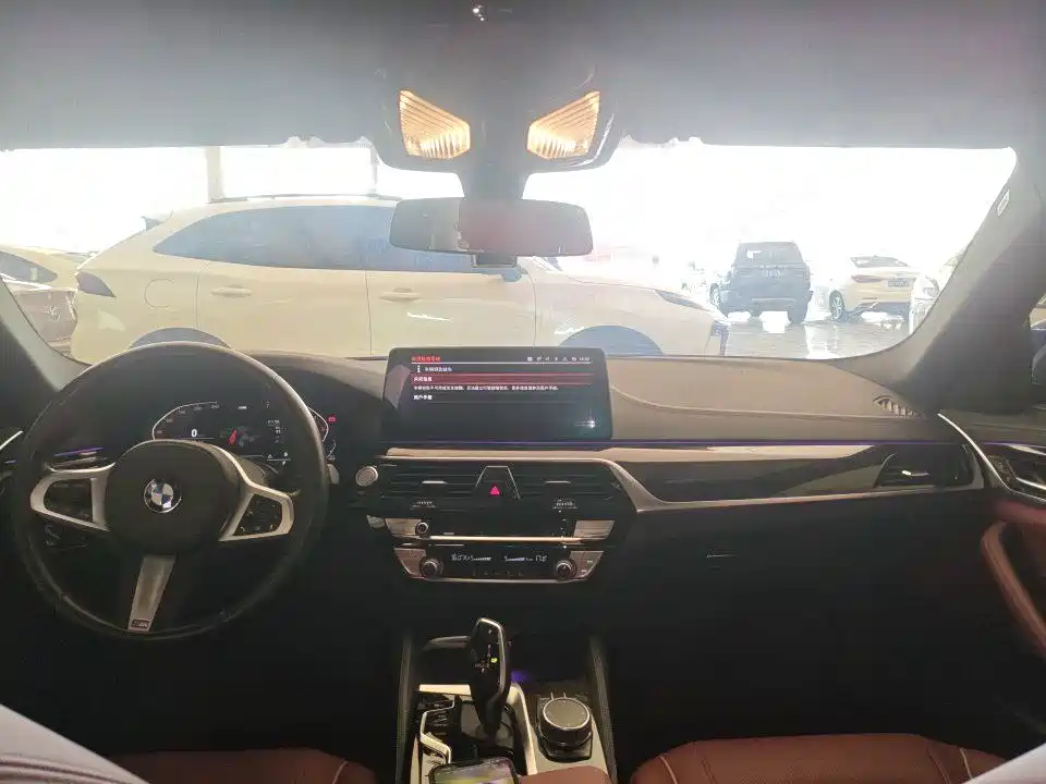 BMW 5 Series 2021
