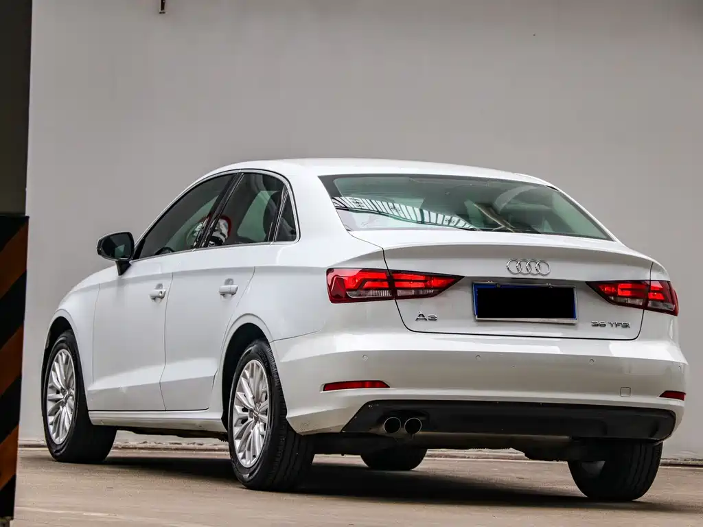 Audi A3 2017 — фото 13