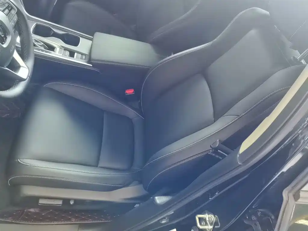 Honda Accord 2023 — фото 15