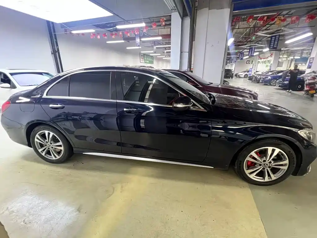 Mercedes-Benz C-Class 2018