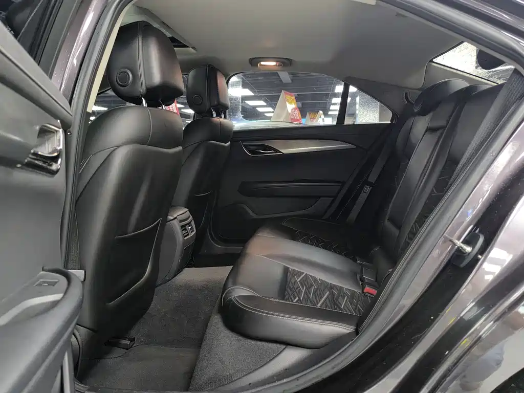 Cadillac ATS-L 2015 — фото 12