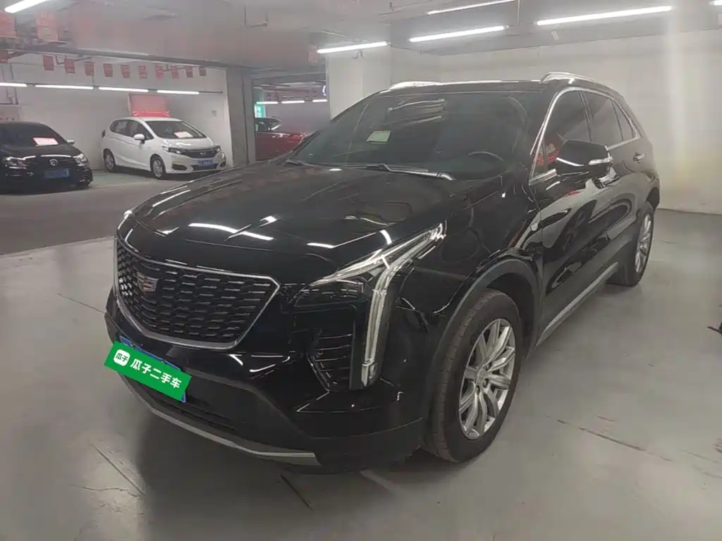 Cadillac XT4 2023 — фото 1