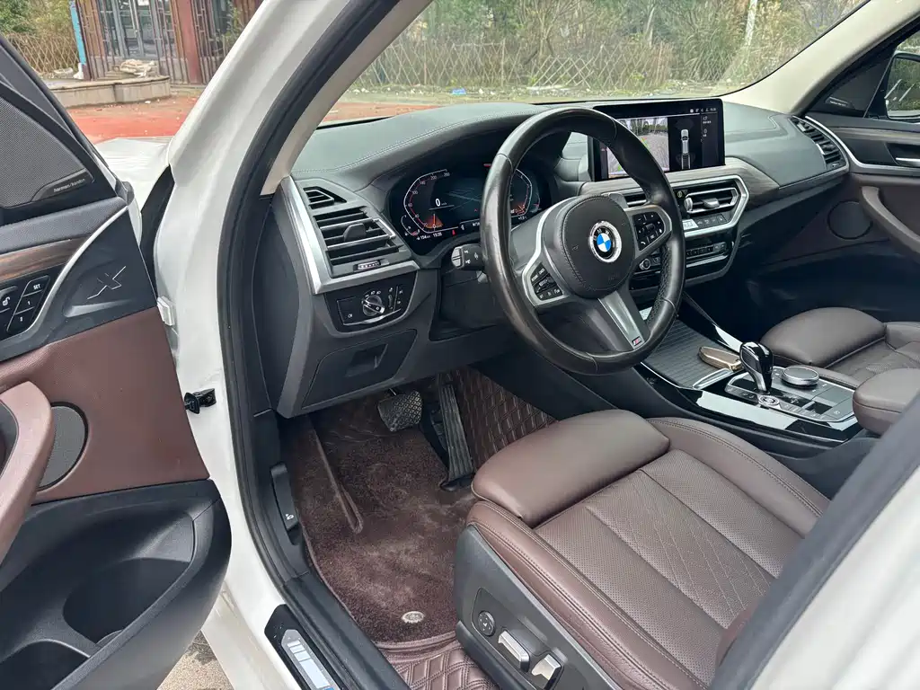 BMW X3 2022 — фото 9