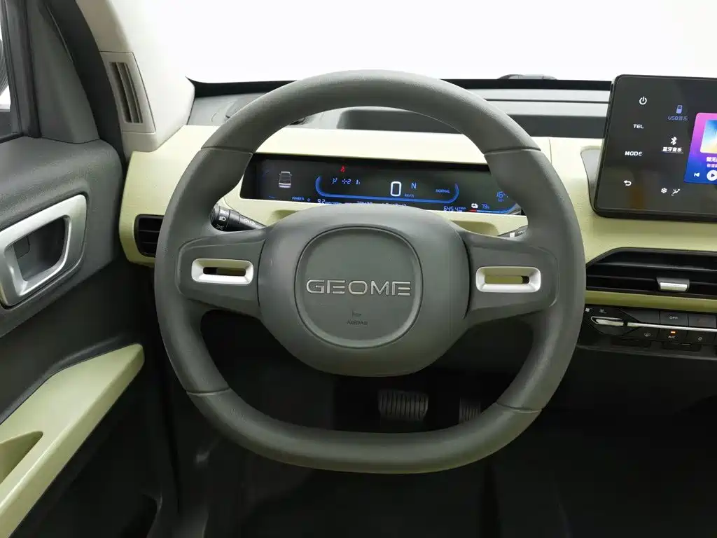 Geely Galaxy Panda 2023 — фото 11