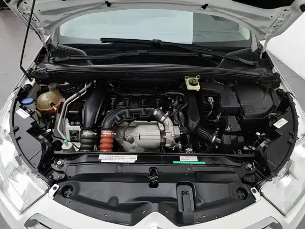 Citroën C4L 2015
