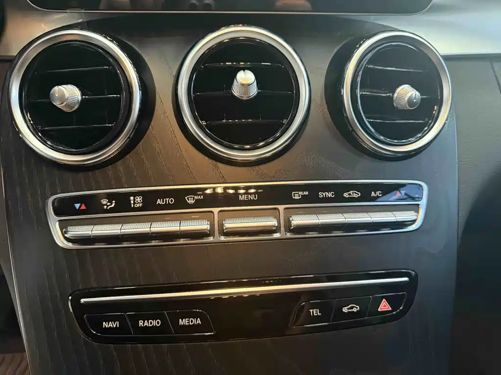 Mercedes-Benz C-Class 2021 — фото 18