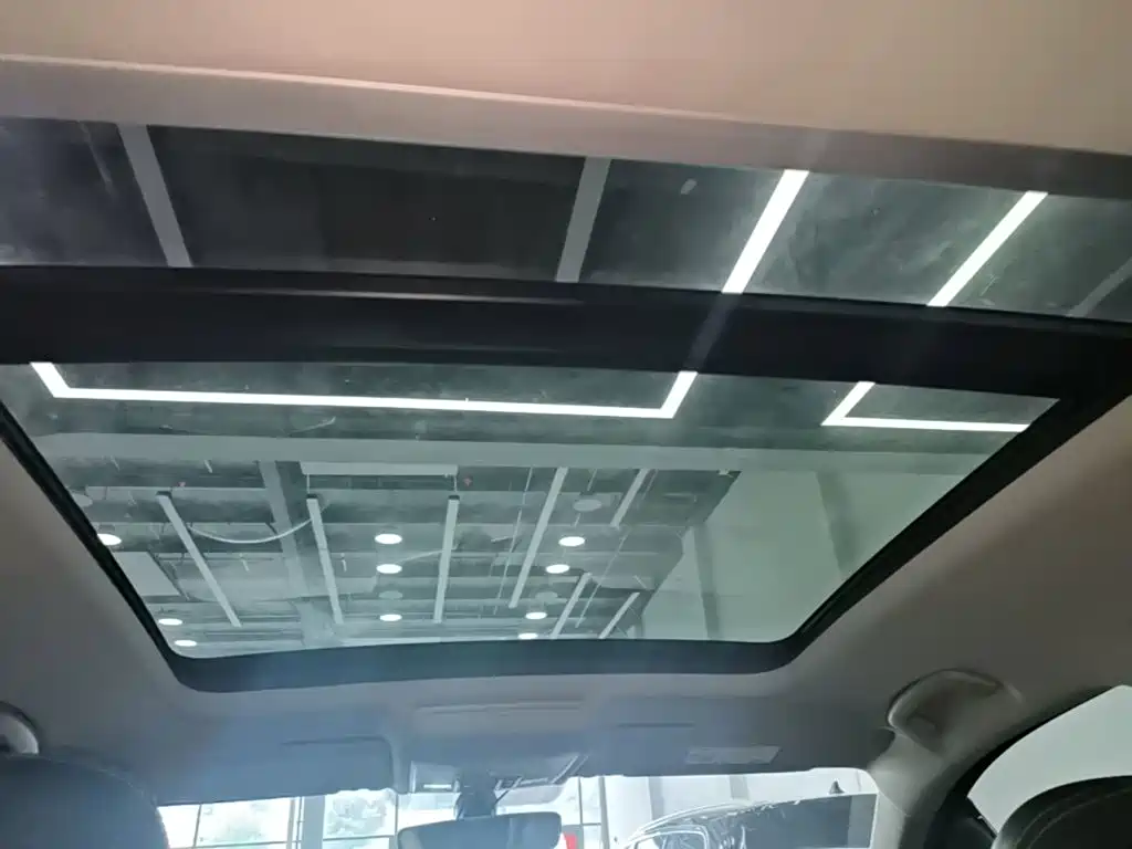 Volkswagen Tiguan L 2020 — фото 18