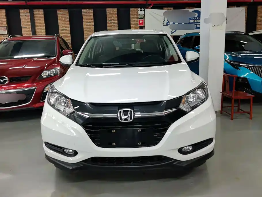Honda Vezel 2015
