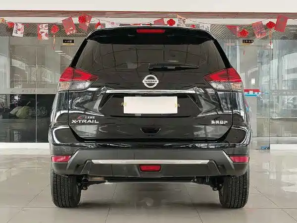 Nissan X-Trail 2025