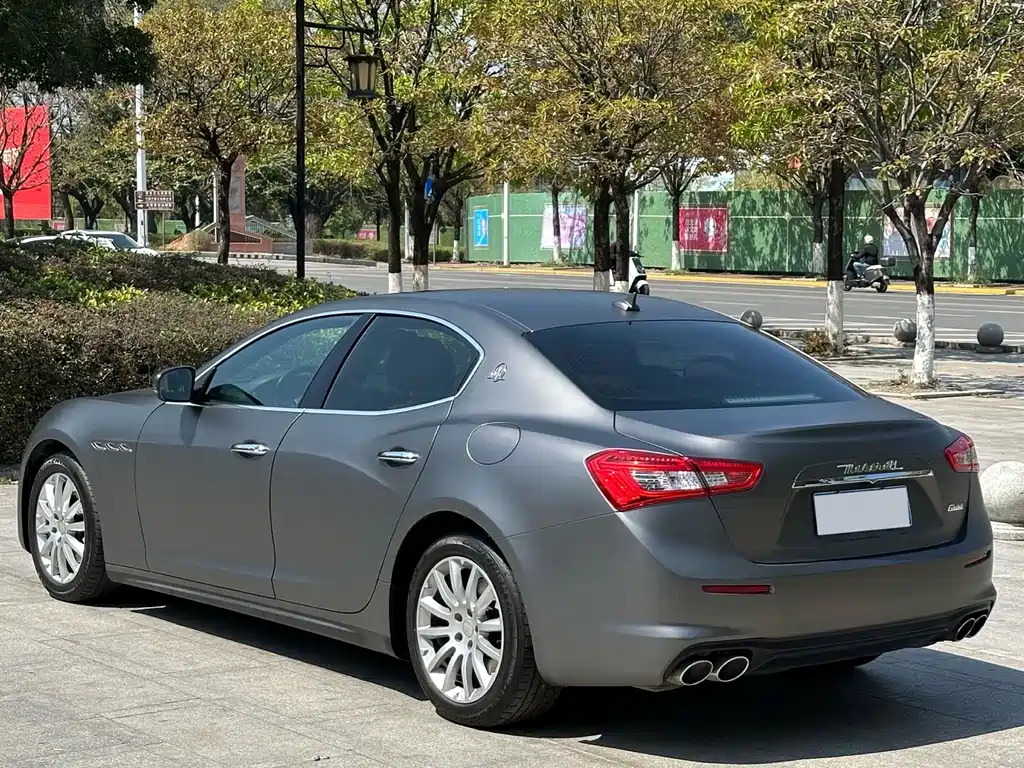 Maserati Ghibli 2019 — фото 12