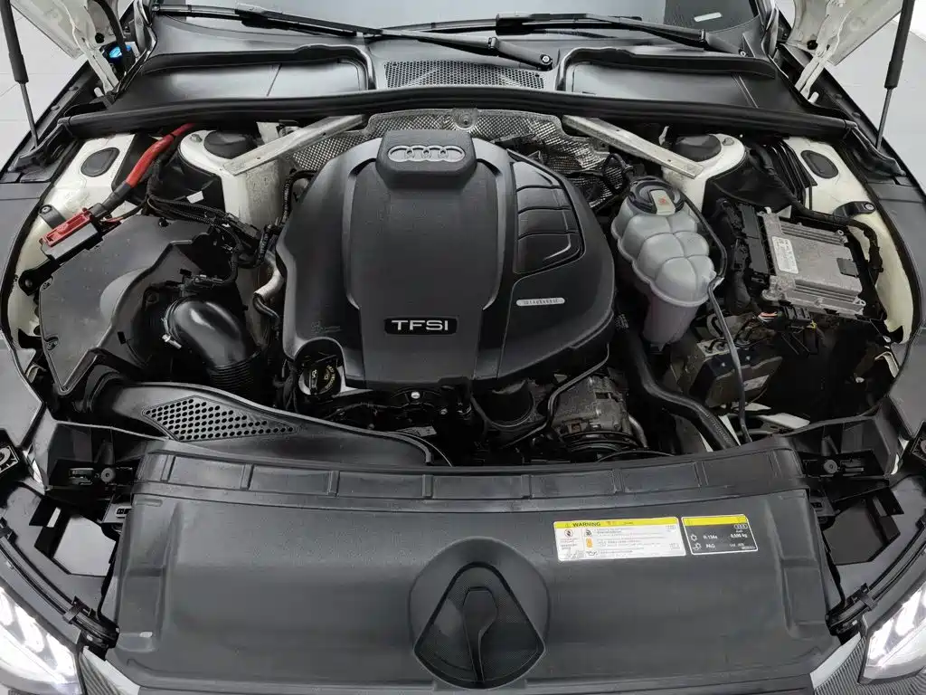 Audi A4L 2020