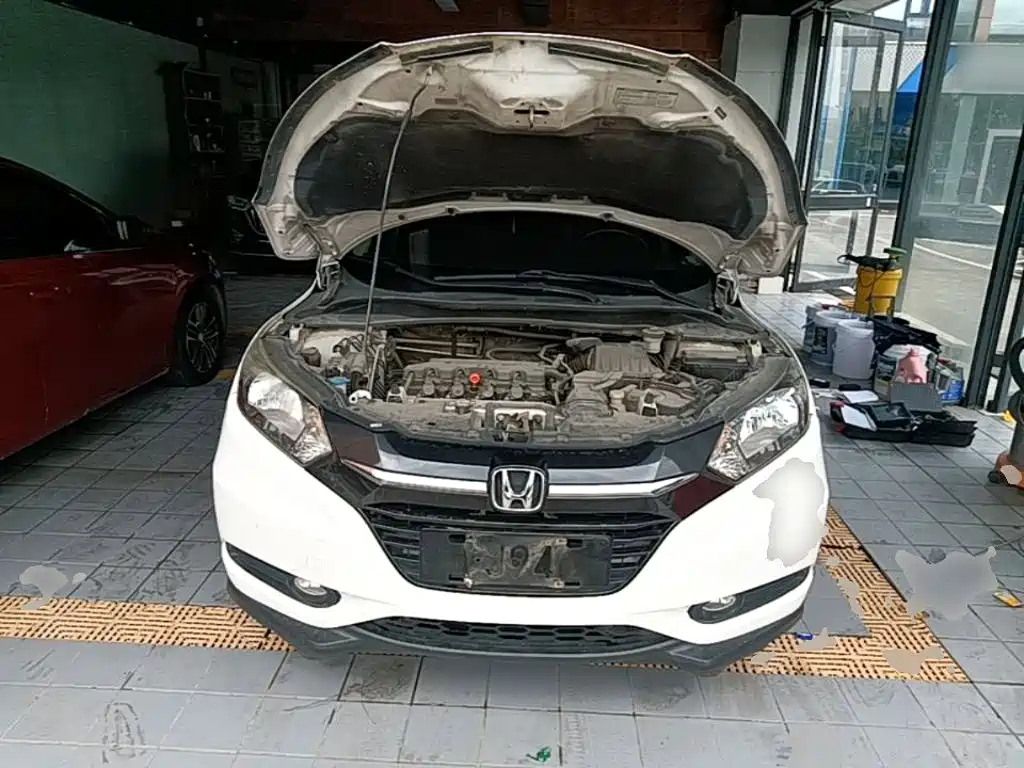 Honda Vezel 2015 — фото 20
