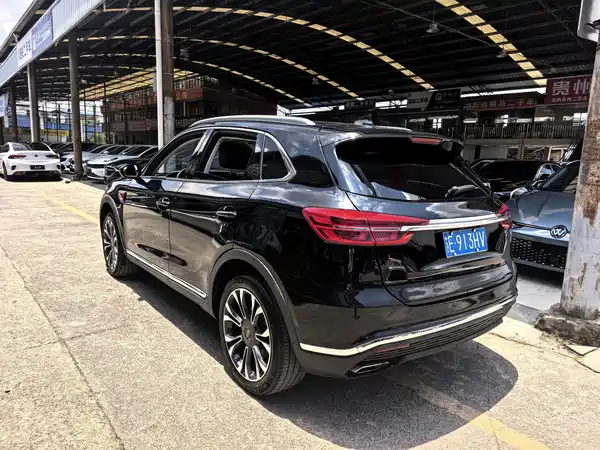 Hongqi HS5 2020