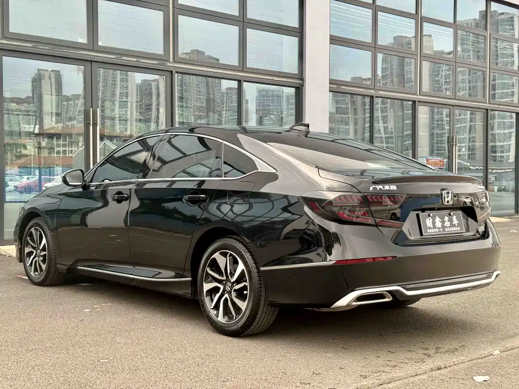 Honda Accord 2021 — фото 11