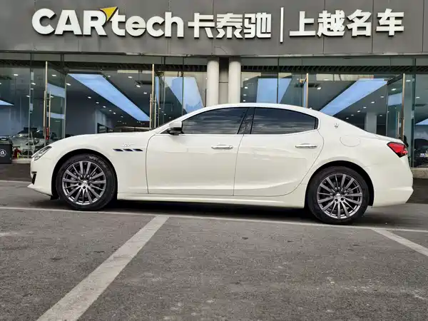 Maserati Ghibli 2023