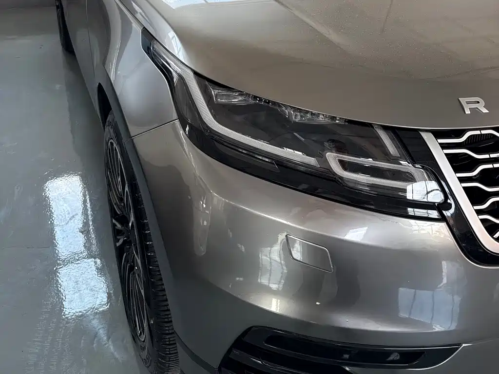 Land Rover Velar 2018 — фото 11