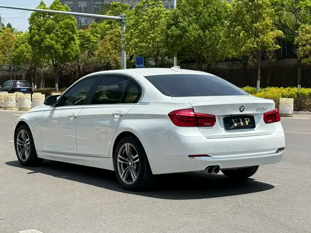 BMW 3 Series 2017 — фото 4