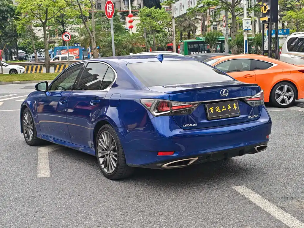 Lexus GS 2017 — фото 13